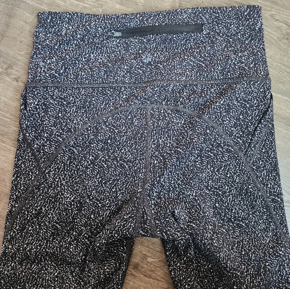 Athleta Lightning Static 7/8 Leggings XS - Picture 2 of 4